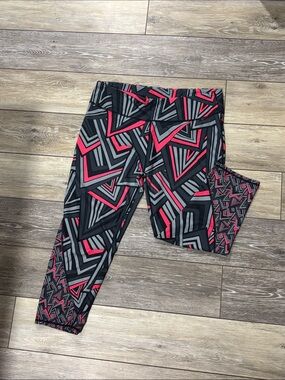 Fabletics Black, Gray & Pink Geometric Active Leggings